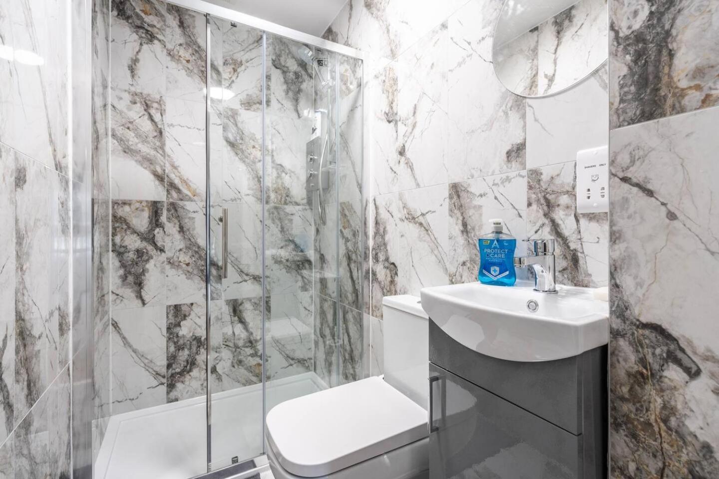 Urban Stay Studio Bright Space 10 Mins To City Ліверпуль Екстер'єр фото
